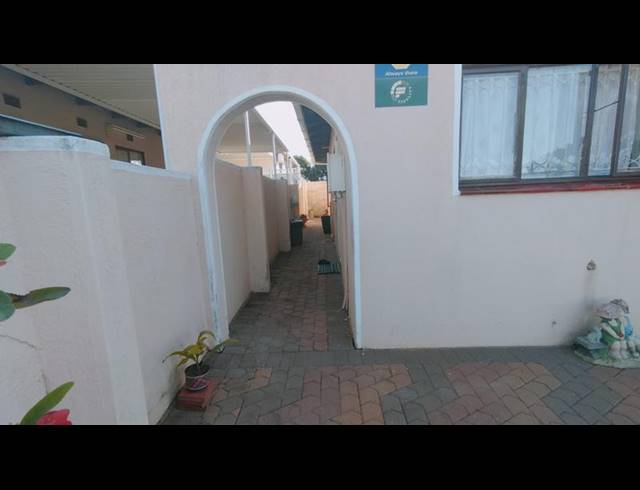 3 BEDROOM HOUSE FOR SALE IN PALMVIEW